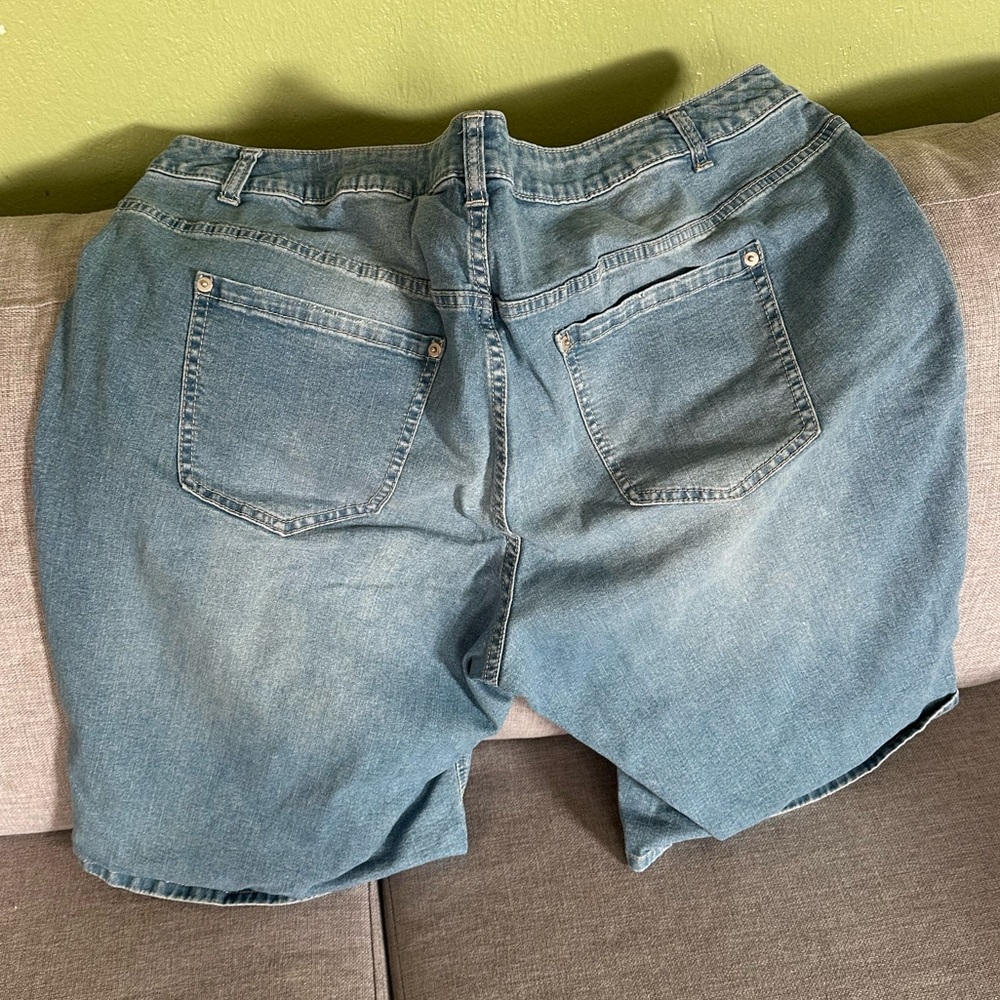 Lane Bryant Denim Blue Bermuda Shorts - Picture 4 of 4
